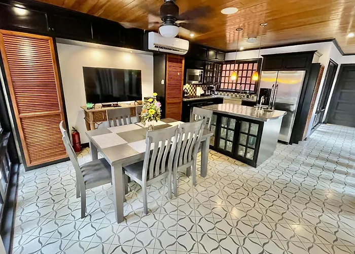 Cerca Del Mar #6- 3br House With Pool *